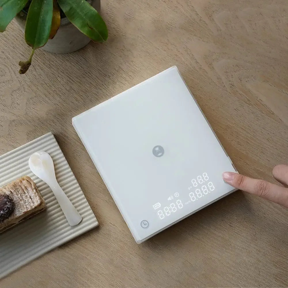 Timemore Basic 2.0 Electronic Espresso Scale with Timer White 2 160568e8 9c29 450f a1bf e18b5f6cd8f8