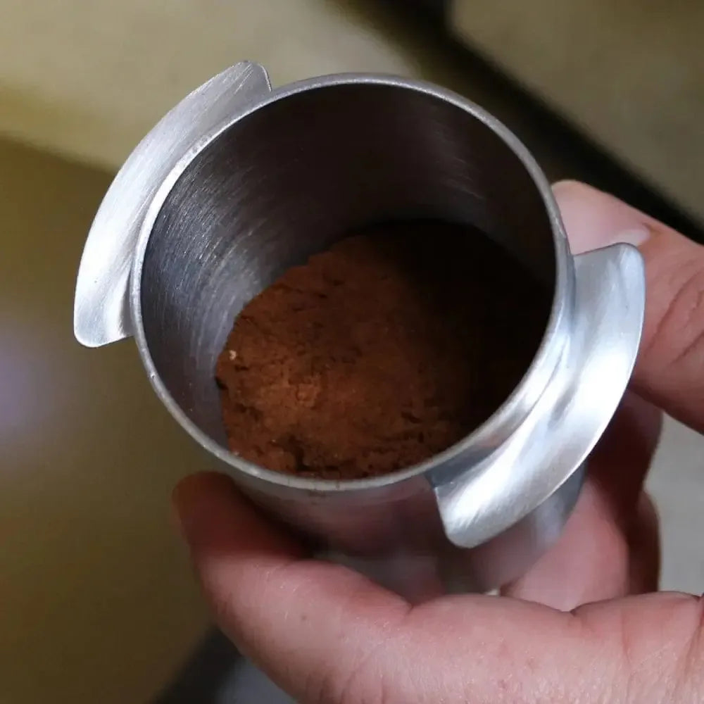 Rhino Dosing Cup 2 dcc43cd6 5502 41da 919e 462793688544