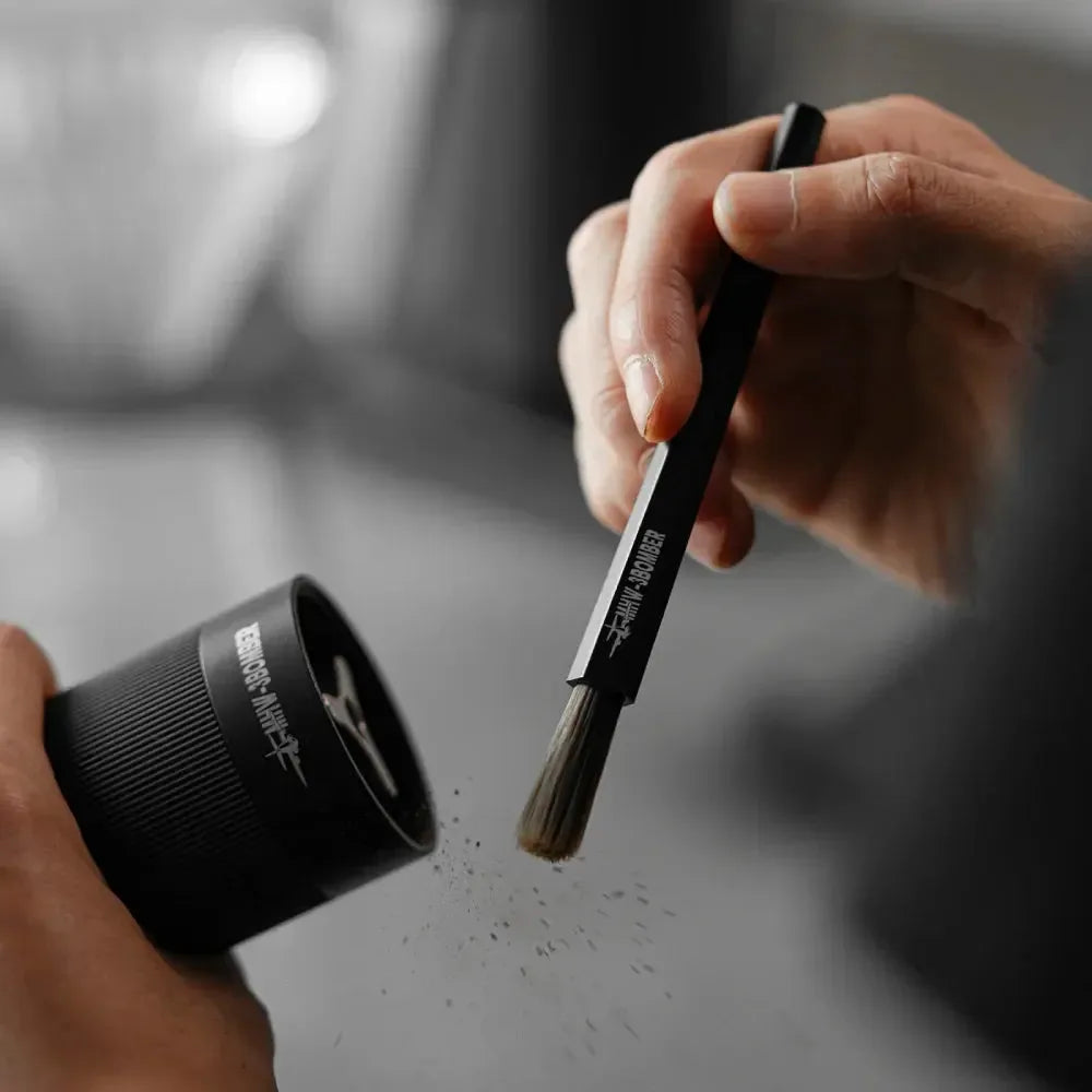 MHW 3BOMBER CLEANING PEN BRUSH 2 0dec8044 2b8d 450a a71b 198166f6d983