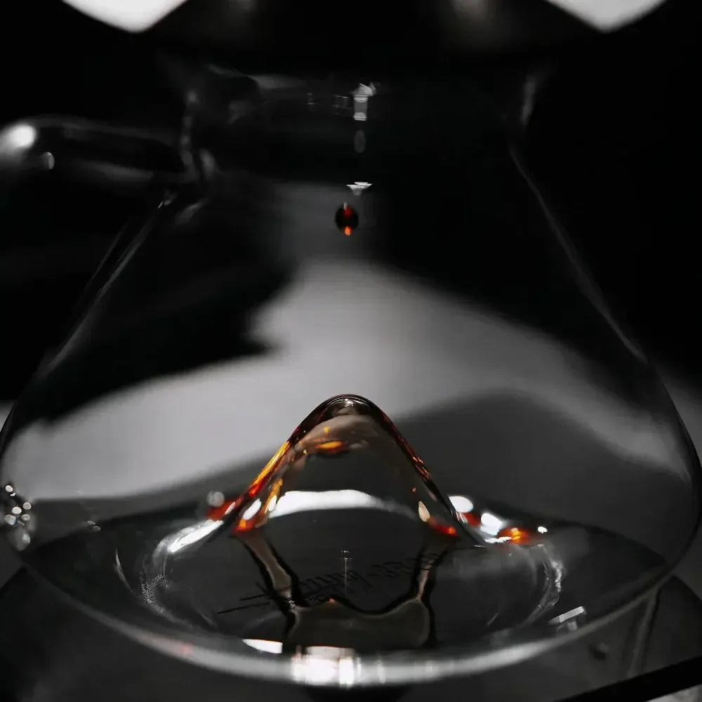 MHW3BOMBERCoffeeServer5 58320117 8e6e 47f2 bc08 ca924af1d727