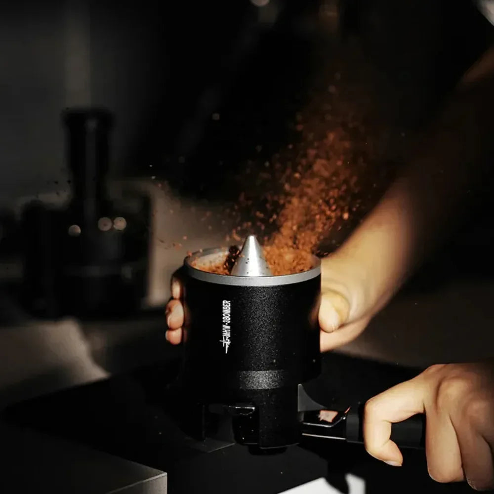 MHW3BOMBERNeedleDistributorObsidianBlack58mm15 7ee85d38 cabc 4fb8 82c0 3331a6dbab25