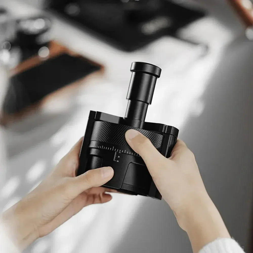 MHW3BOMBERNeedleDistributorObsidianBlack58mm8 ee4e6a20 030b 4f4f b3ba d287a004583c