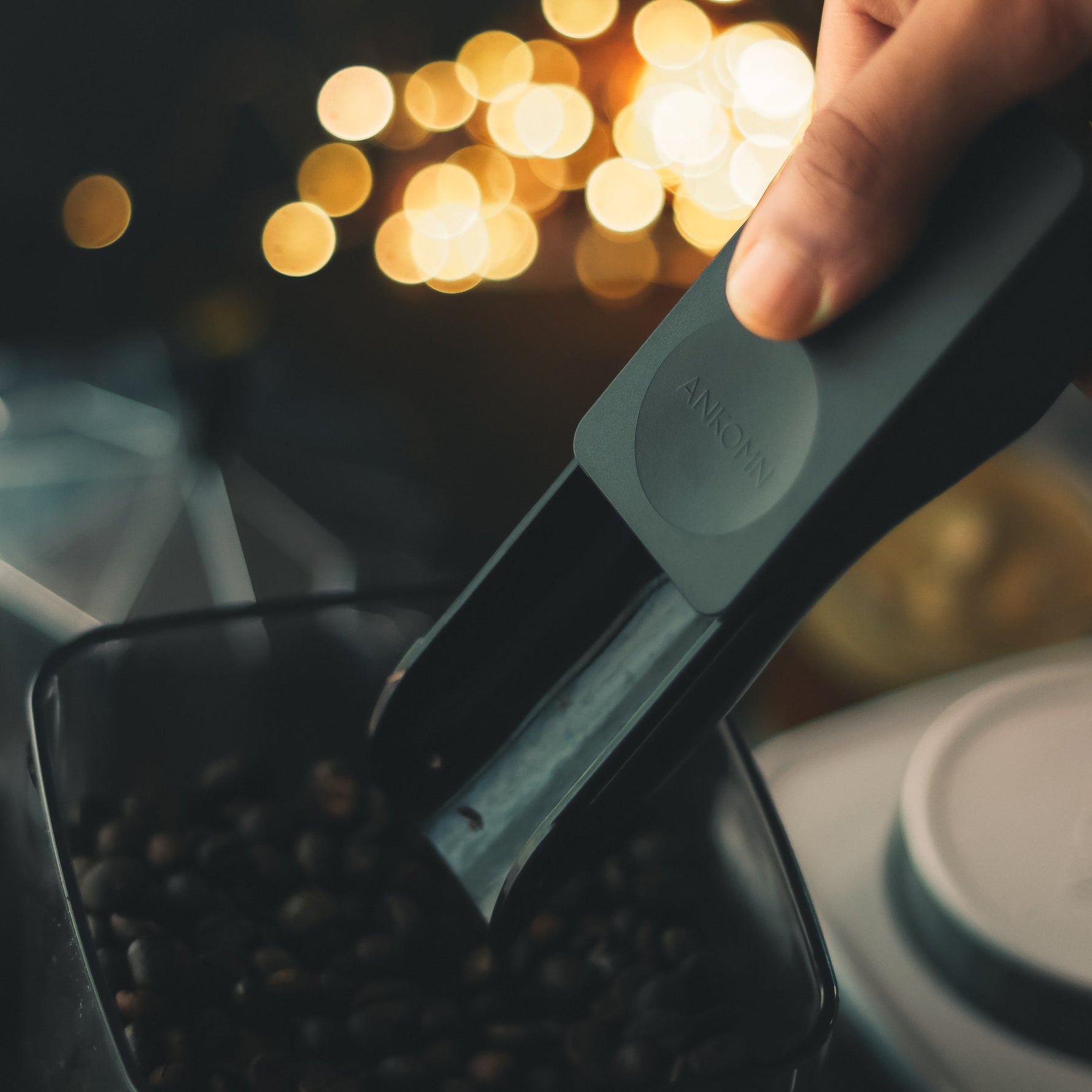 ANKOMN 2-in-1 Coffee Measuring Scoop – Black