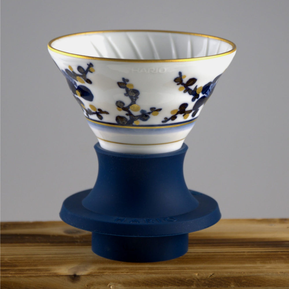Hario Plum Motif Imari-Yaki Immersion Switch Dripper 02