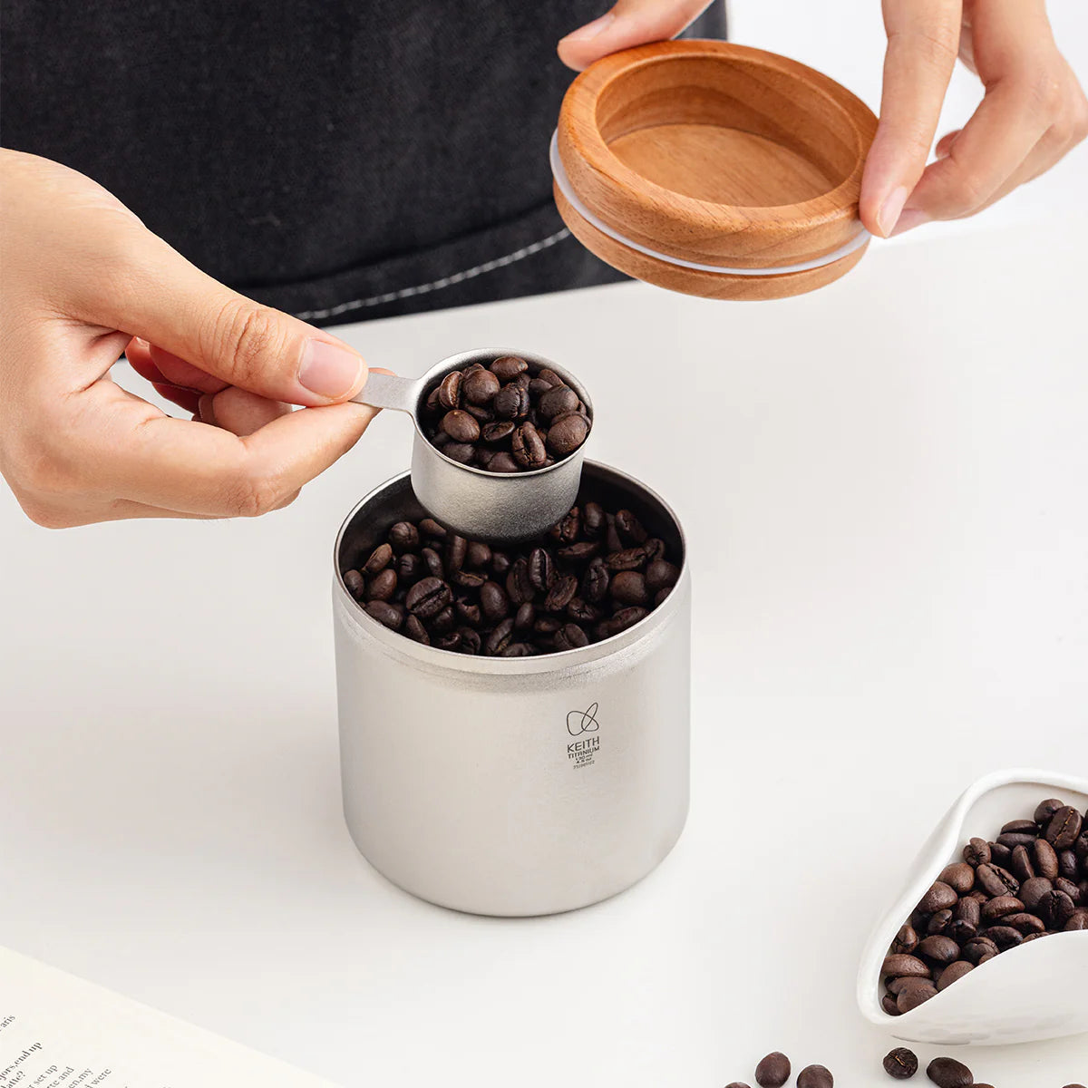 KEITH Titanium Coffee Canister with Measuring Spoon – 350ml